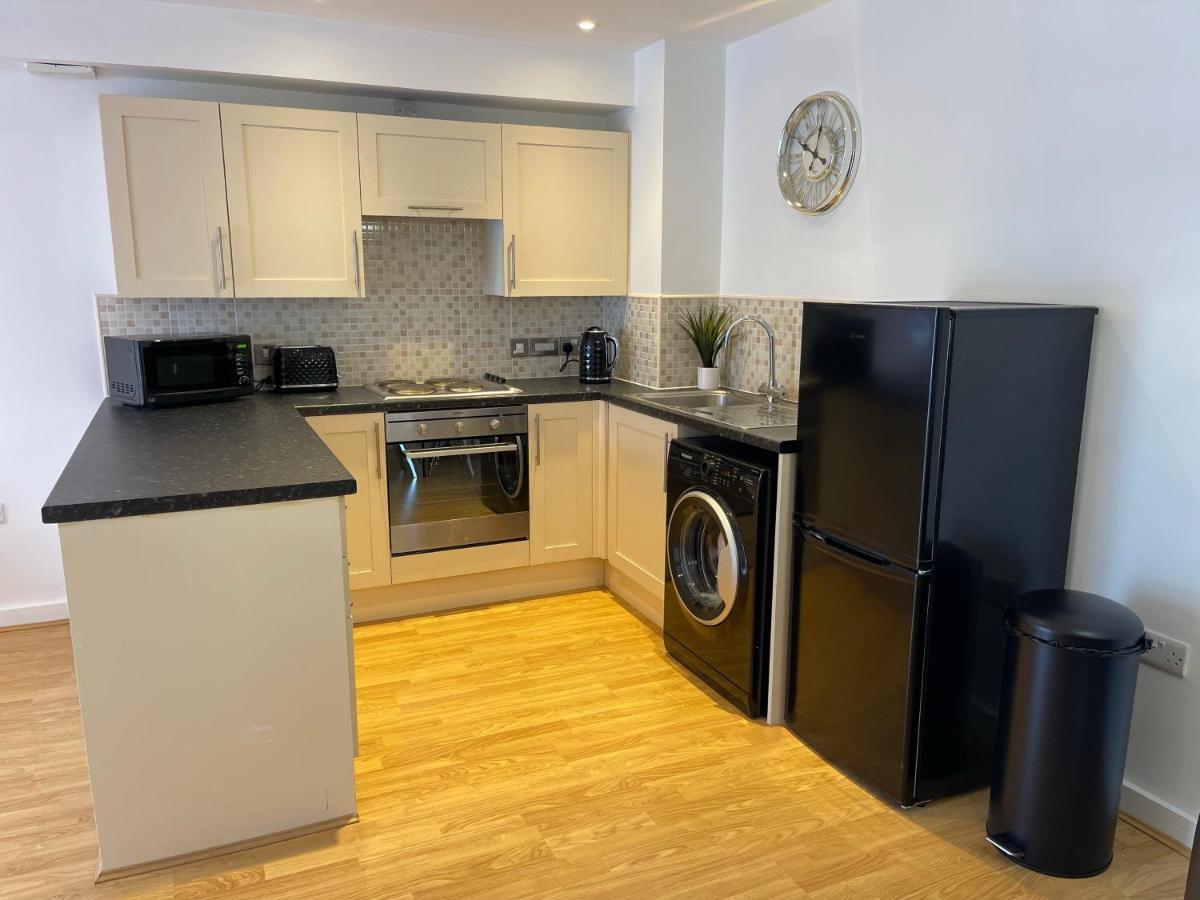 Moda Wigan - Stylish 2 Bed Apartment Central Wigan Luaran gambar