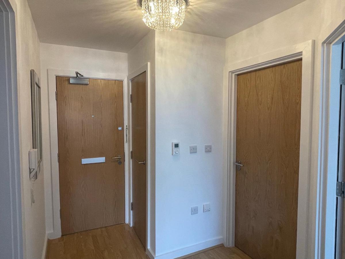 Moda Wigan - Stylish 2 Bed Apartment Central Wigan Luaran gambar